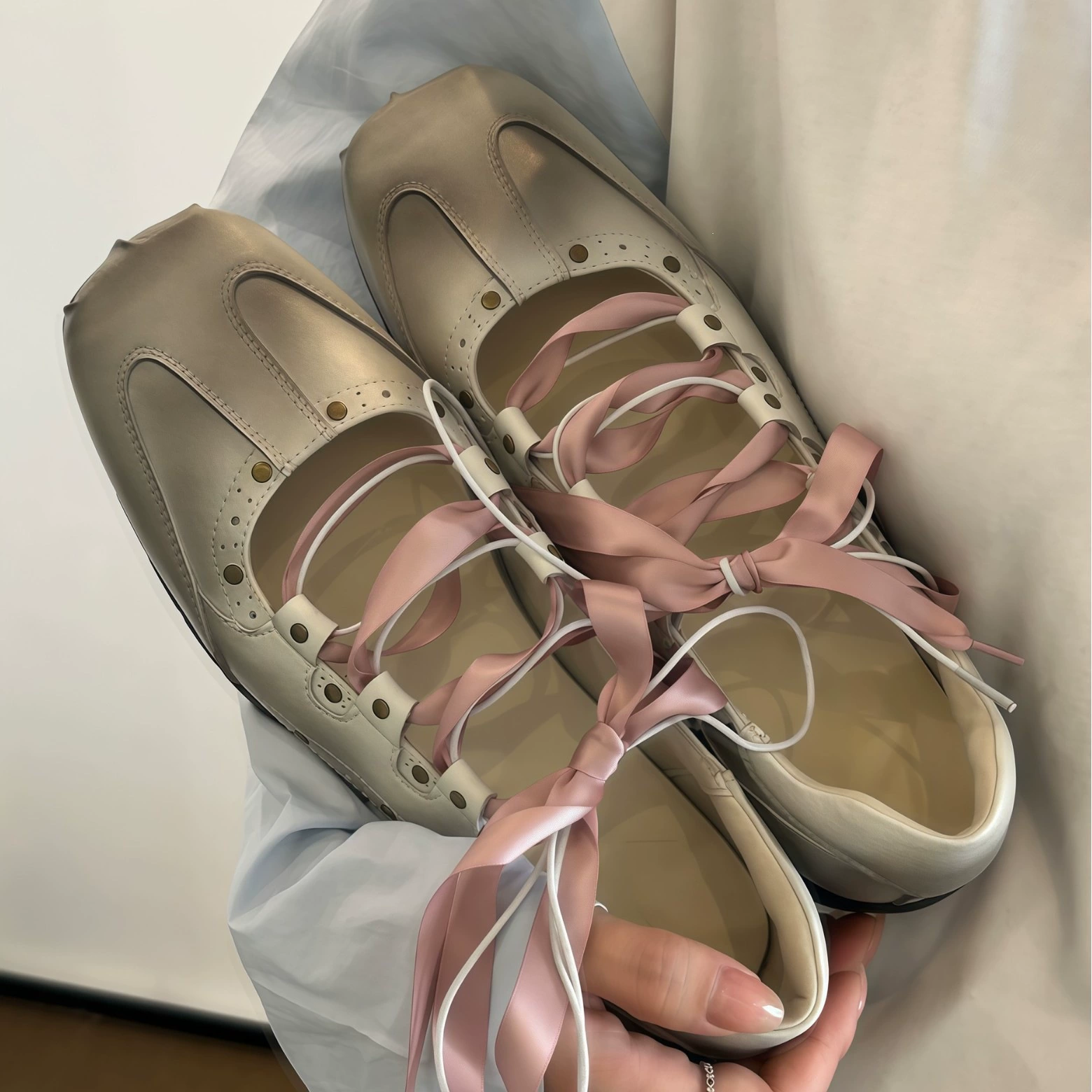 Chuyuji Zapatos Planos de Cordones Bicolor para Mujer, Mary Jane con Remaches de Moda