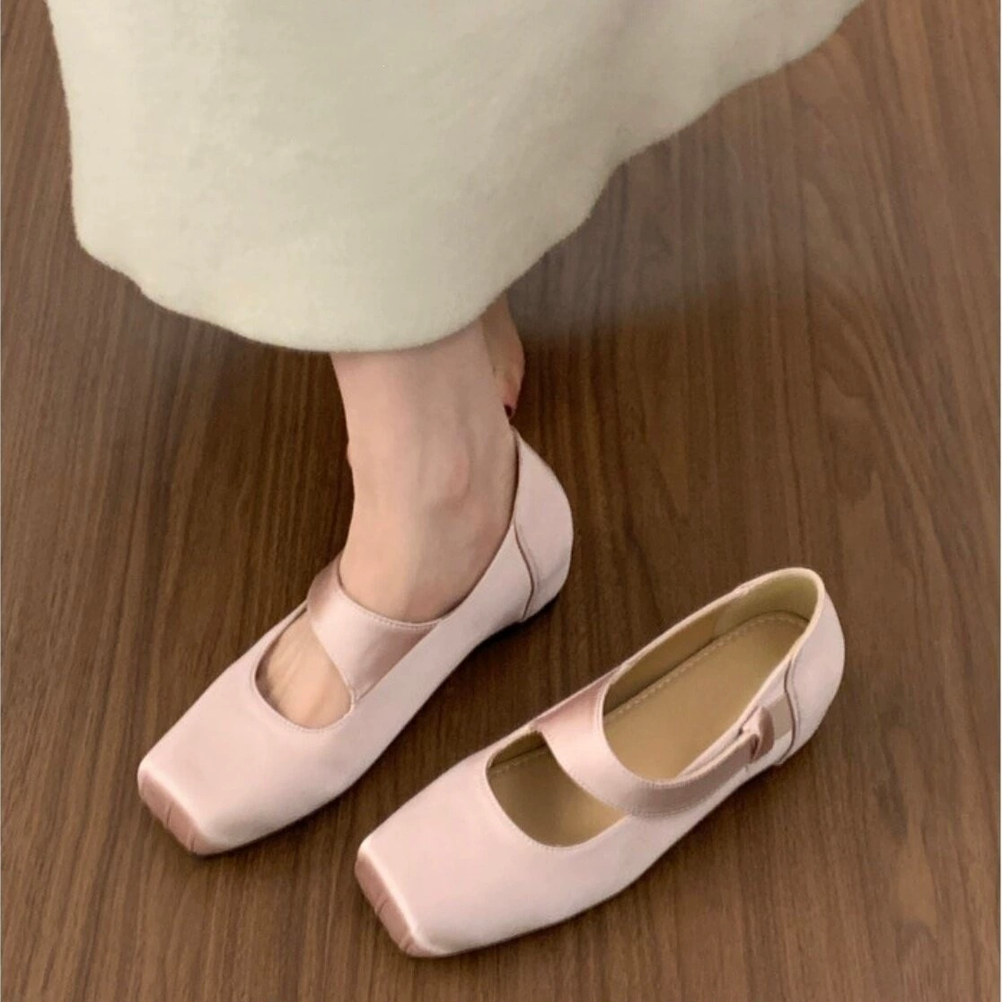 Chuyuji Chaussures Ballet Satin, Talon Caché, Semelle Épaisse, Bout Carré, Femme 2026
