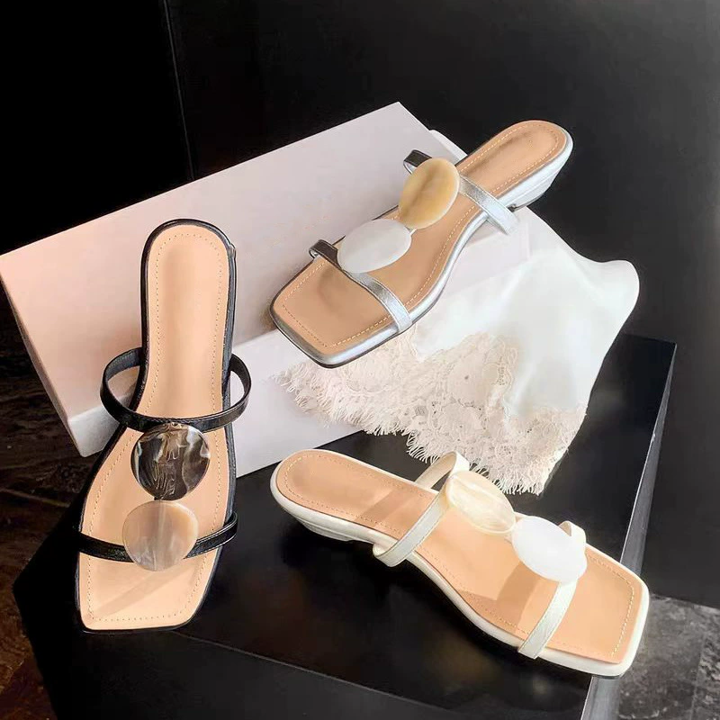 Sandalias romanas de verano para playa, tacón grueso de 3 cm, concha y hebilla, punta cuadrada, doble tira