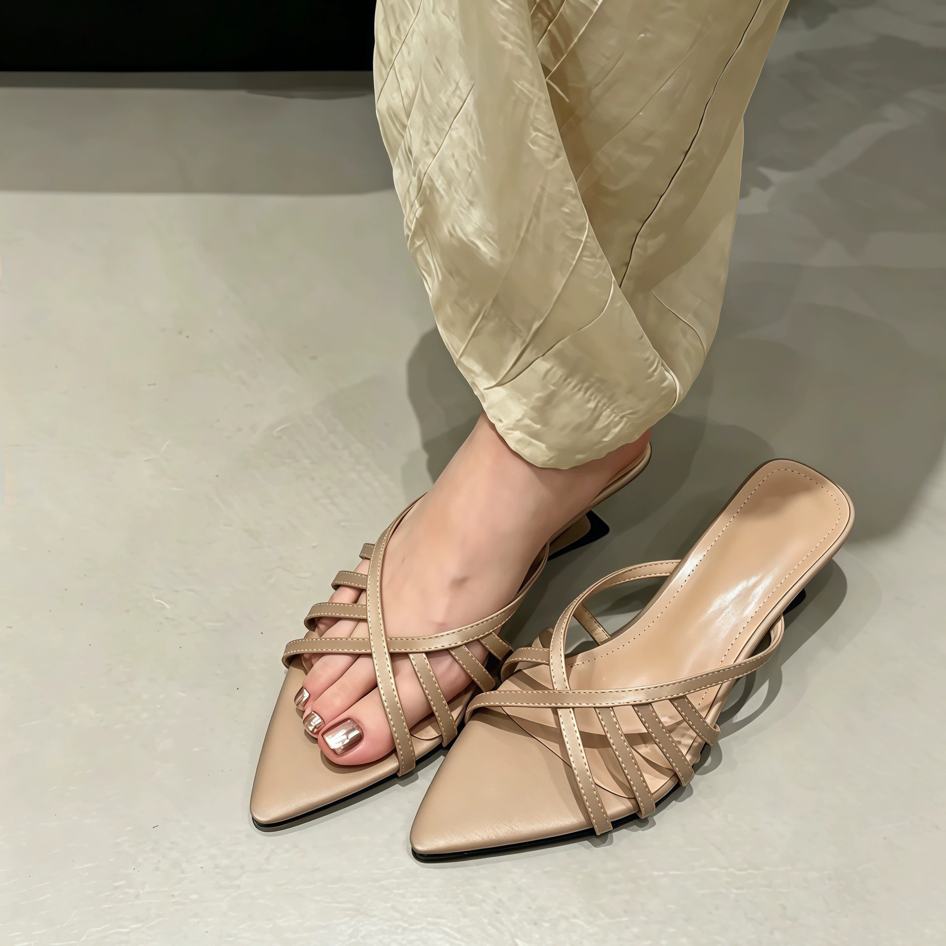 Chuyuji French Retro offene Zehen-Keilabsatz-Pantoffeln für Damen Sommer 2026 Mode High Heel