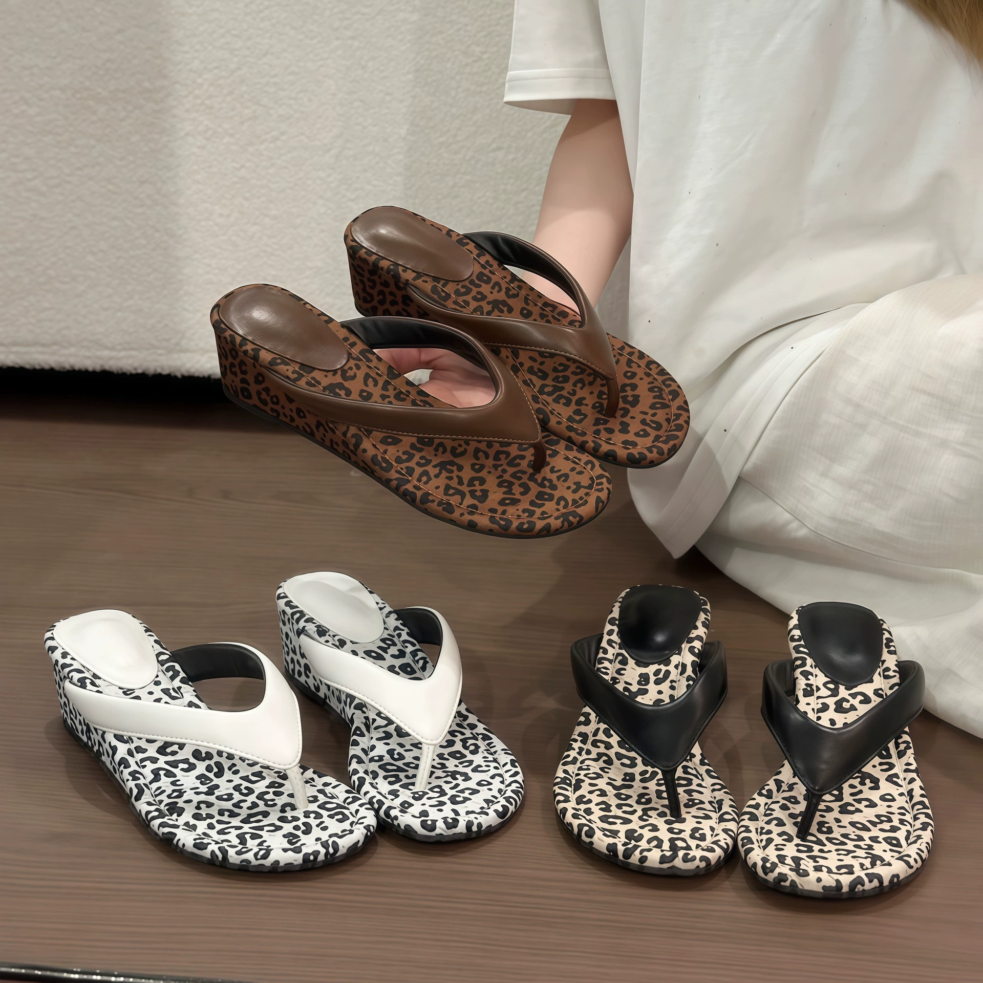 Women's Platform Wedge Leopard Thong Flip Flops 2026, Soft Sole Beach Sandals