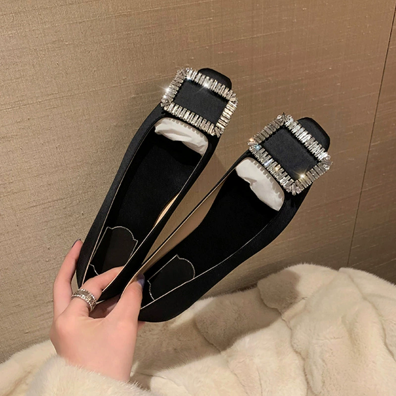 Sapatos Femininos Cetim Preto Bico Quadrado Rasteiras com Fivela Cristal Sola Macia Trabalho Francês
