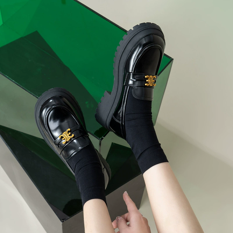 New Spring Genuine Leather Round Toe Arc de Triomphe Gold Buckle Thick Sole Loafers Women Flat