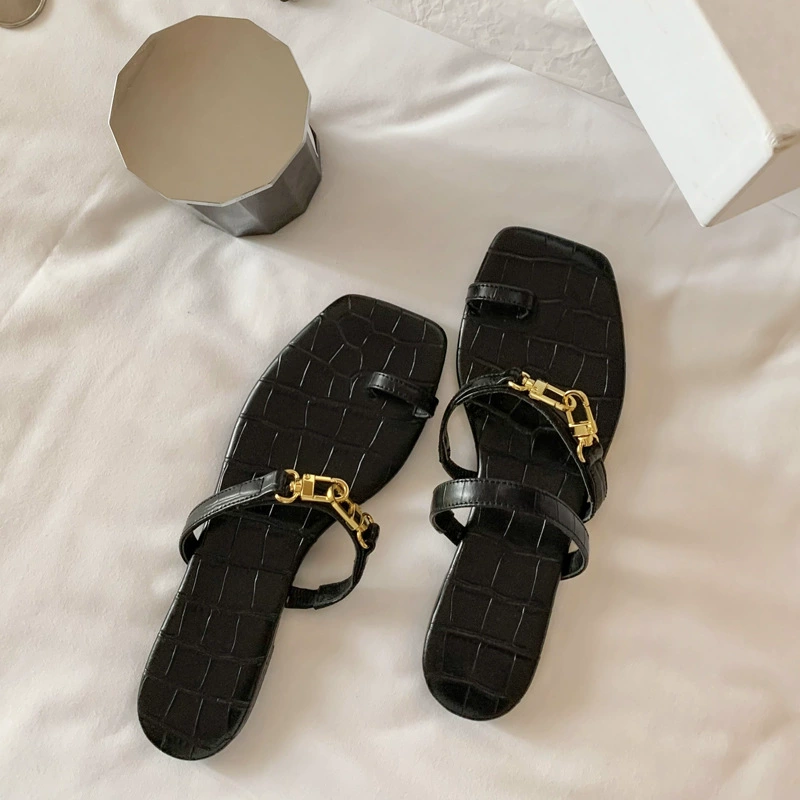 Neue Sommer Outdoor Slide Sandalen Damen Casual Krokodil Metall Schnalle Zehenschlaufe Flache Pantoffeln