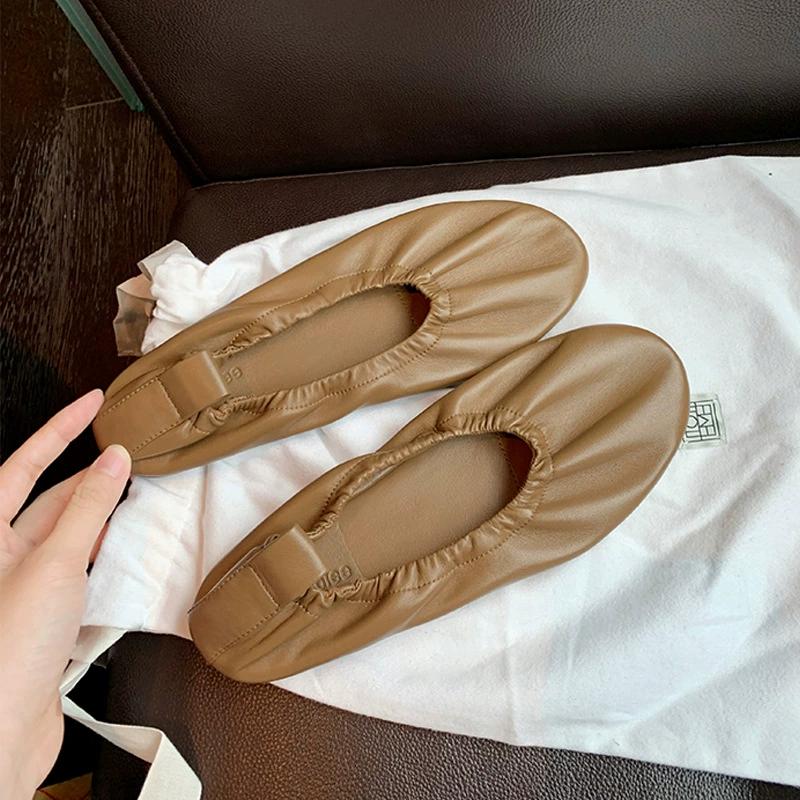 New Round Toe Soft Sole Grandma Shoes Slip On Flat Ballet Shoes Women Casual Versatile Low Top