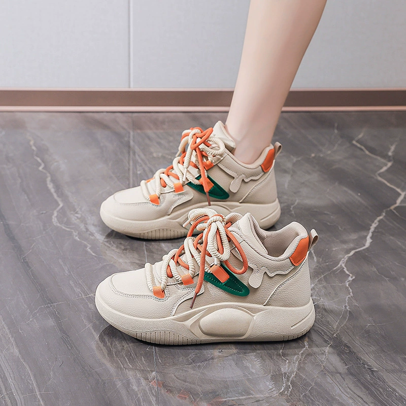 2024 Herbst Damen High Top Weiße Sneaker, Koreanischer Style Student Freizeit Dicke Sohle Schuhe K8638