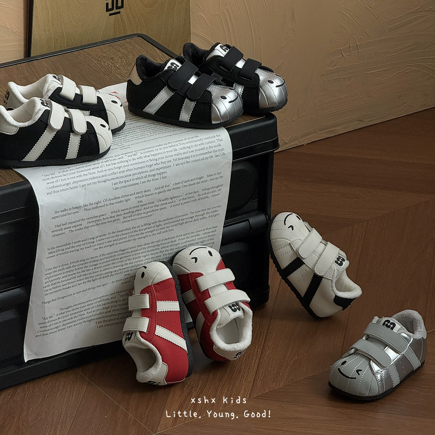 XSHX Zapatos de caminar lindos para niños, unisex, otoño invierno, forro polar, velcro, suela fina
