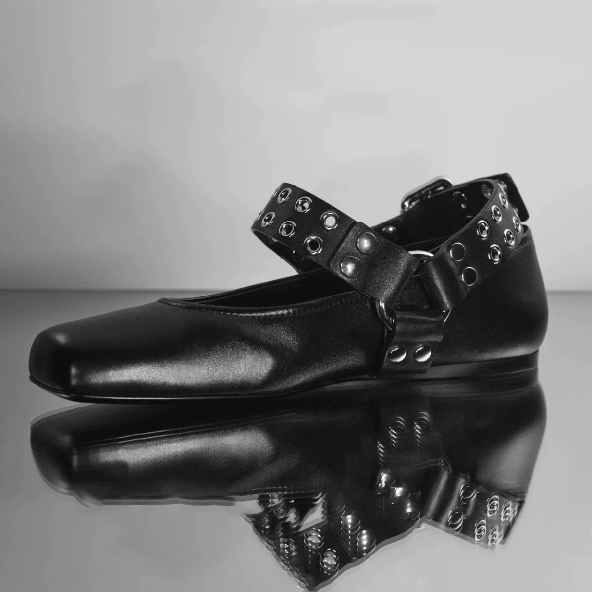 French Square Toe Shallow Mary Janes Women Spring Fall New Flat Vintage Buckle Leather Shoes