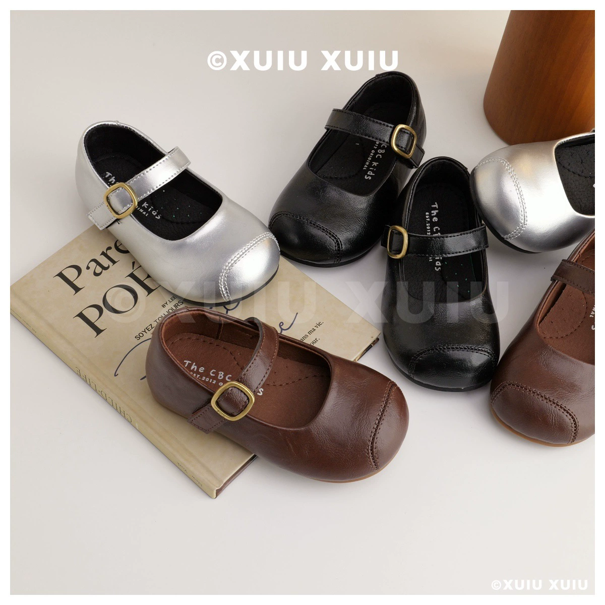 XSHX Barn Style London Kids Leather Shoes Hook and Loop Retro Wide Toe Spring Autumn