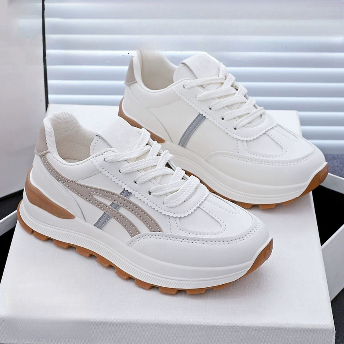 Zapatillas Blancas Transpirables Verano para Mujer, Suela Gruesa Coreana, Zapatos Dad Casual Elevadores