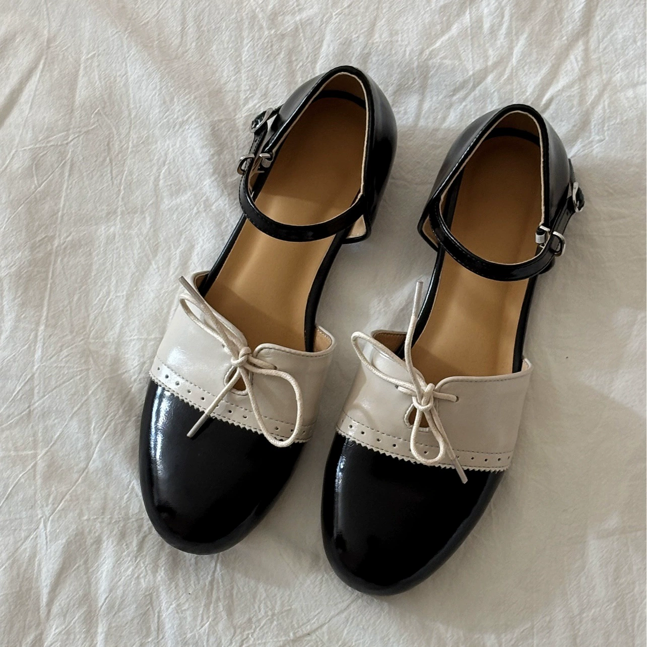 Britische neue literarische flache Farbblock-Mary Janes Damen, 2025 neu Vintage-lässige Schnallen-Sandalen