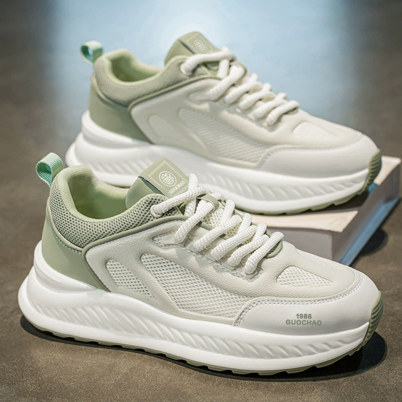 Zapatos casuales huecos de malla transpirable para hombre, primavera 2026, zapatillas running que aumentan la altura