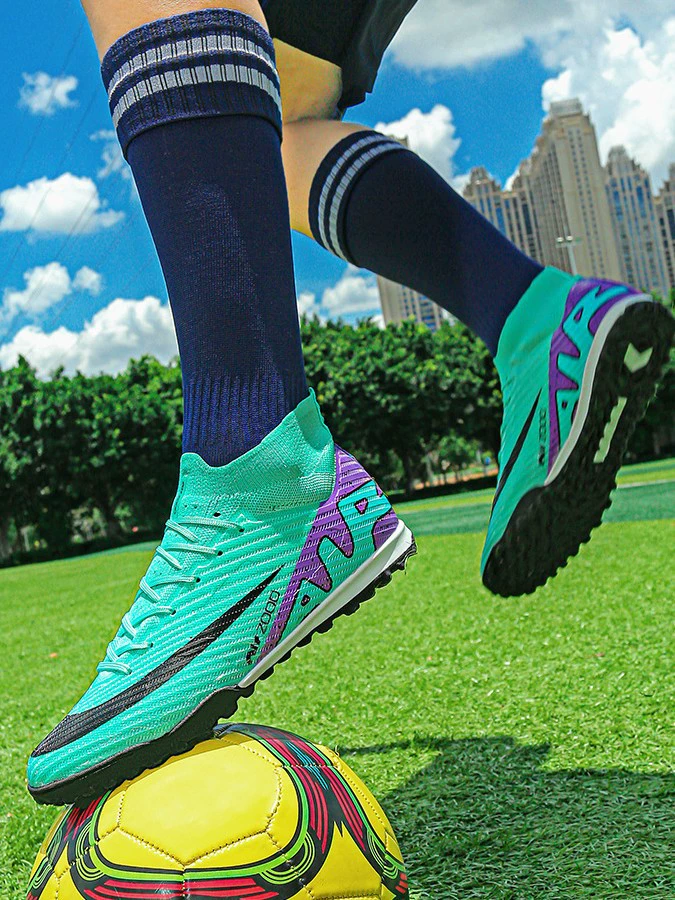 Cross-Border New Soccer Shoes for Men and Kids, High-Top, TF Studs, Wholesale