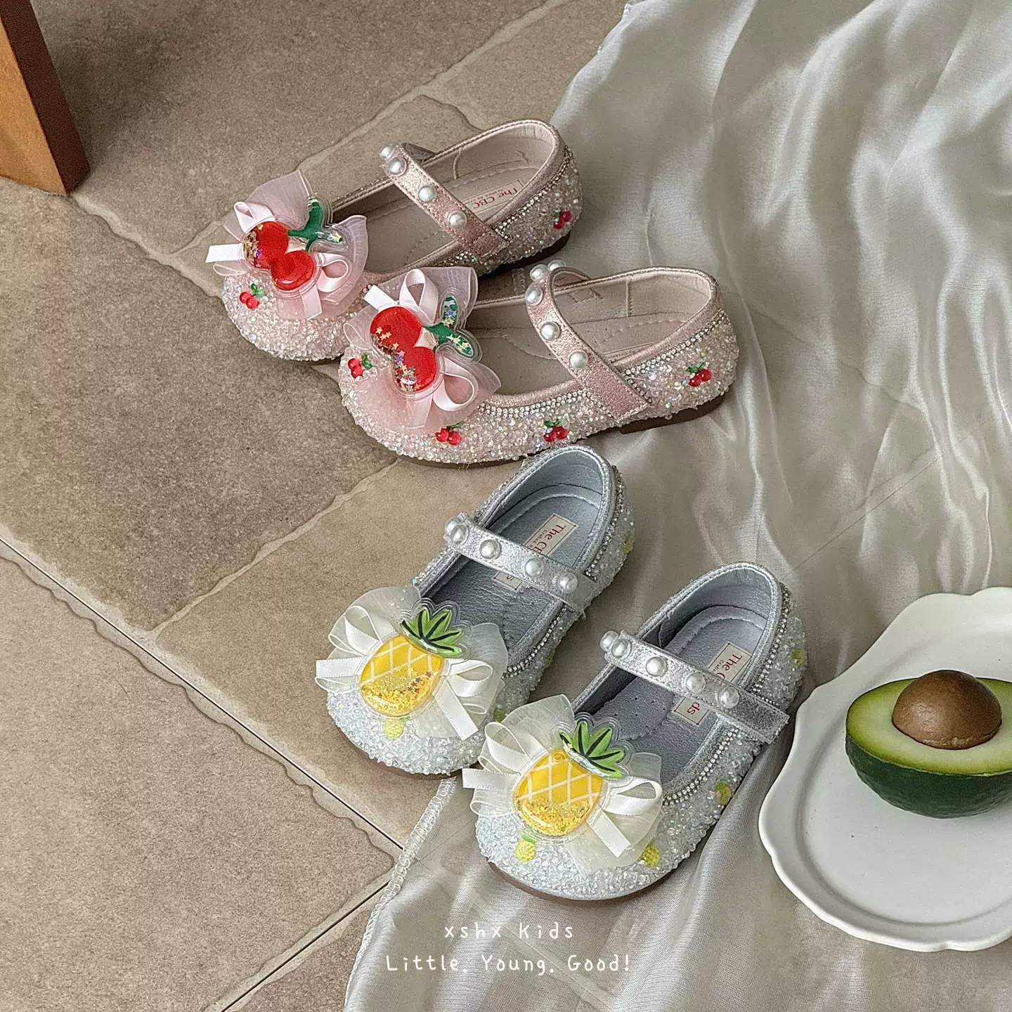 XSHX high-end rhinestone bow sweet girls' Mary Jane rubber sole hook-and-loop fruit butterfly decoration