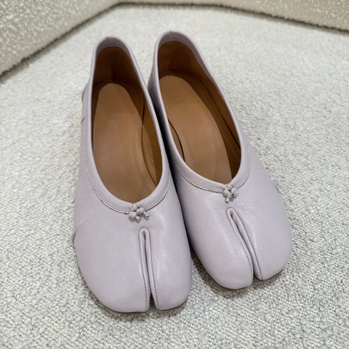 Women's Round Toe Horse Ballet Flats 2025 Summer Retro Block Heel Split-Toe Shoes
